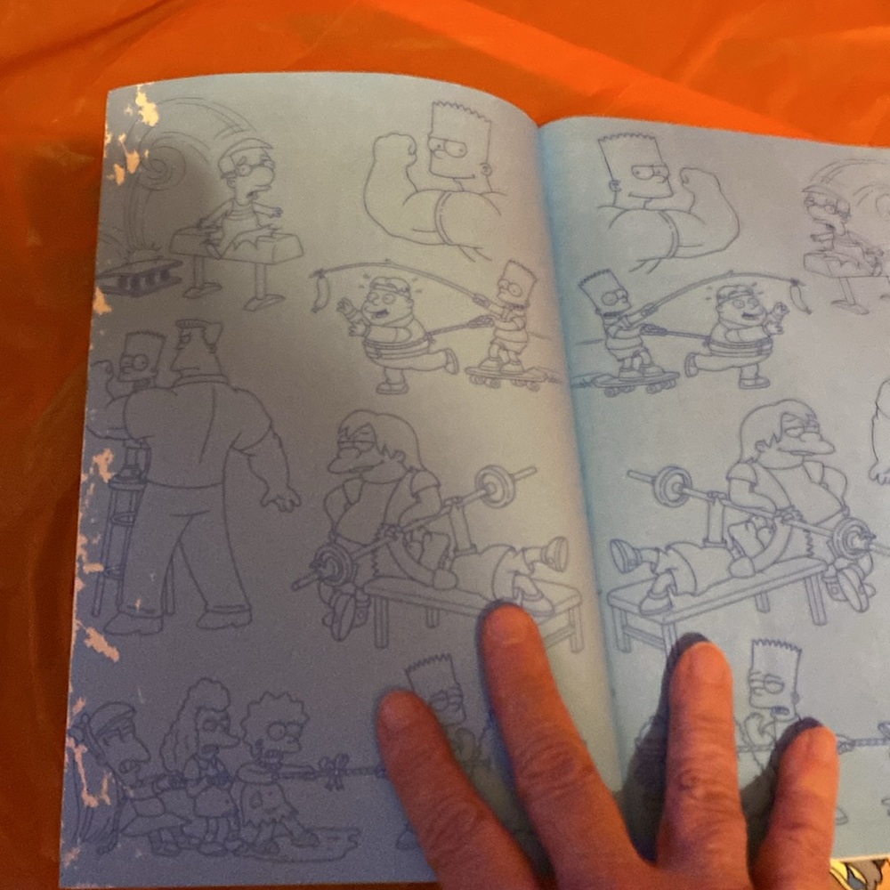3 Simpsons Comic Books - Picture 8 of 10